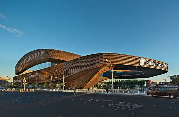 Rented by Albert Attias, LREB | media 6