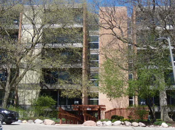 6000 Oakwood Dr APT 6M, Lisle, IL 60532