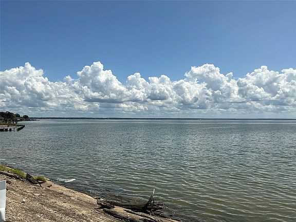 2nd image of 297 Leaning Oak Dr Lot 297