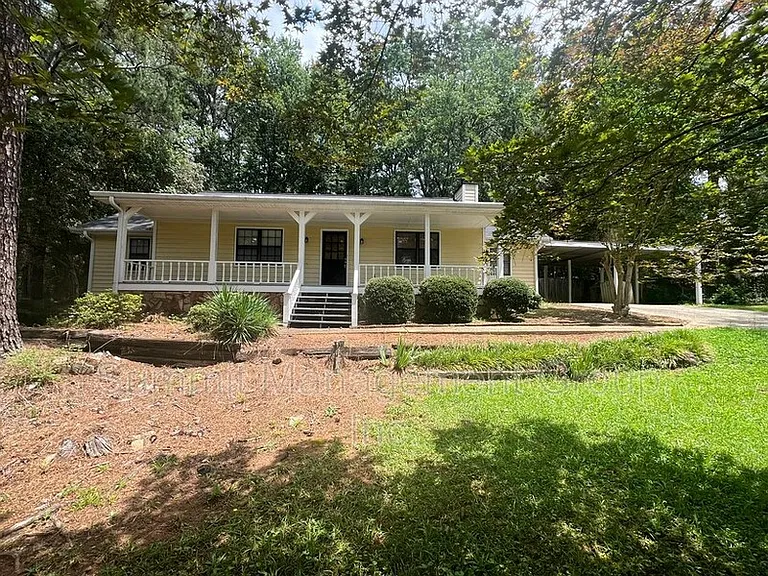 916 Curry Cir SE — Photo 38