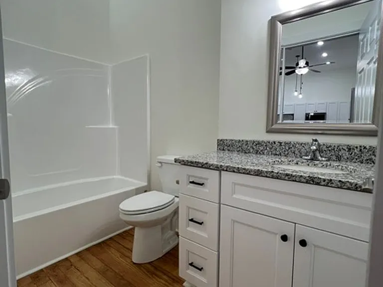 114 Nassau Pl — Photo 41