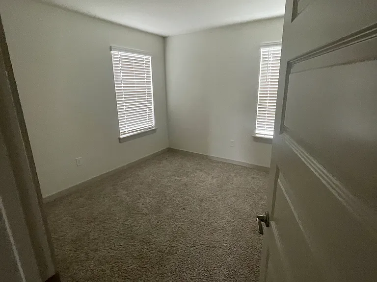 7401 Peggie Nell Dr — Photo 10