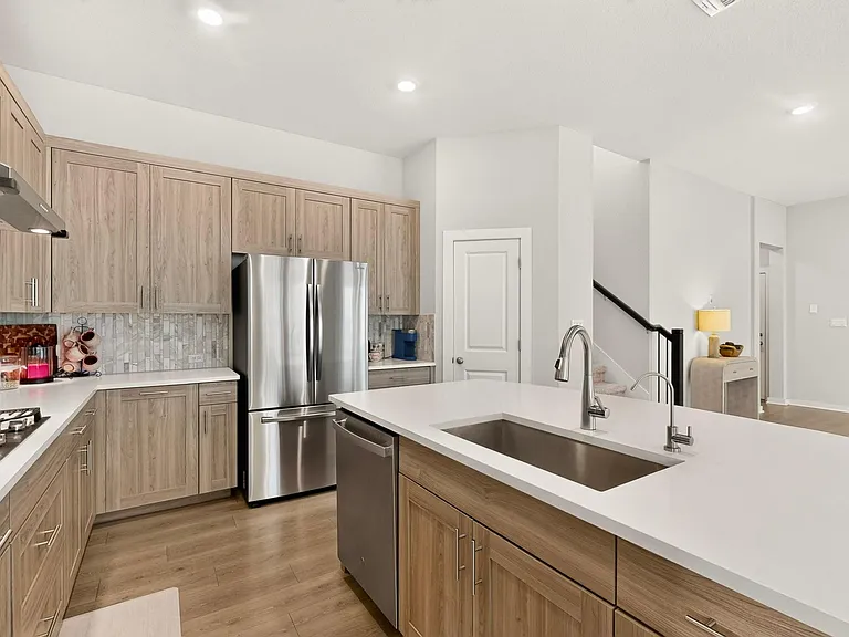 1008 Summer Gln — Photo 10