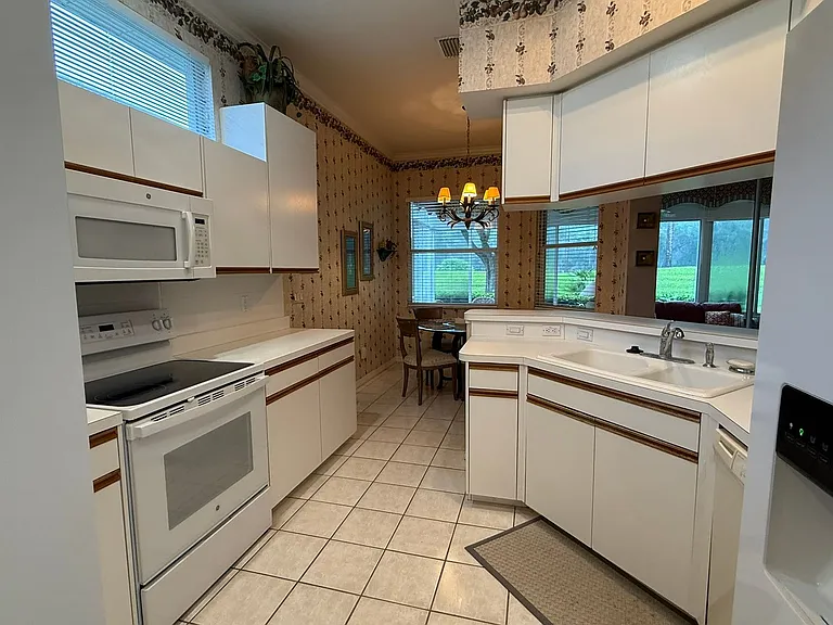 5107 Pinnacle Dr — Photo 22