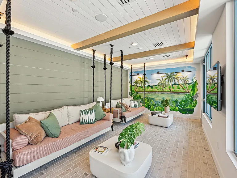 NOVEL Parkway by Crescent Communities — Photo 28
