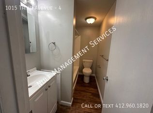 1015 3rd Ave APT 4, Coraopolis, PA 15108