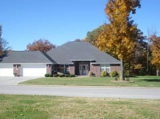 5200 Tucks Xing, Rogers, AR 72756