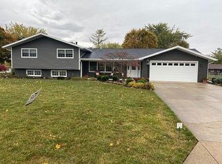 900 Mary Lee Ave, New Castle, IN
