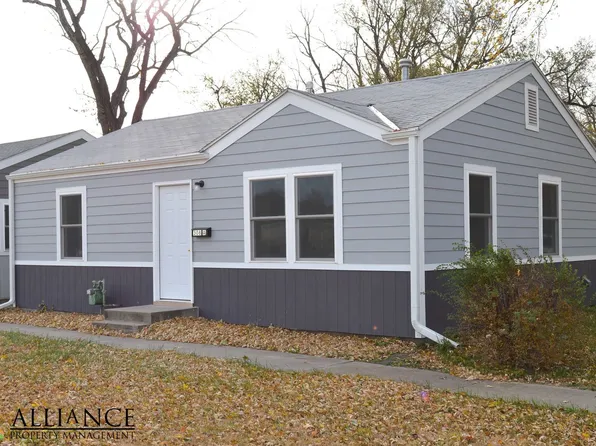 308A Pine St, Wamego, KS 66547
