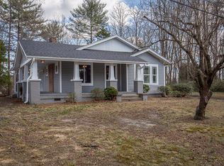 151 Greenvalley Rd, Winston Salem, NC 27106