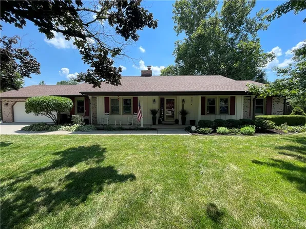 3845 Westcliff Ct, Springfield, OH 45502