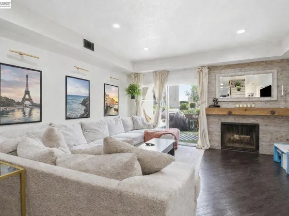 14404 Seagate Dr, San Leandro, CA 94577