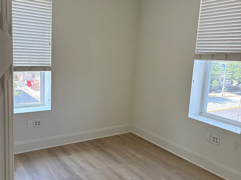 213 N Broad St #3 — Photo 8