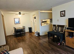 912 Benton Dr APT 13, Iowa City, IA 52246