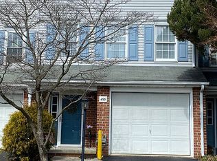 495 Harvest Dr, York, PA 17404