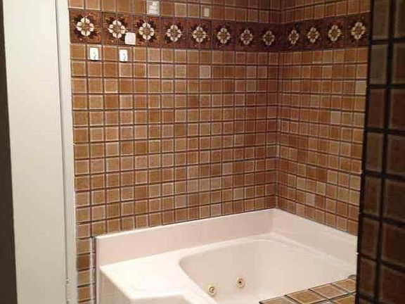 5th image of 812 S Stoneman Ave APT G
