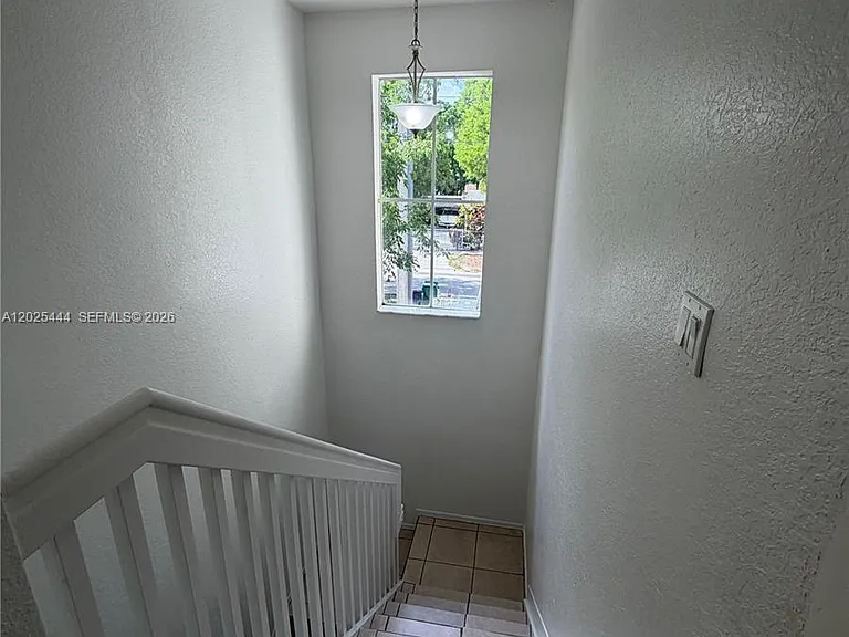 681 SW 7th St #681 — Photo 5