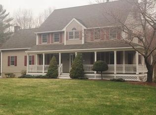 27 Nevada Rd, Tyngsboro, MA 01879