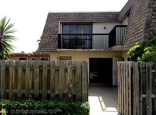 8105 SW 24th St, North Lauderdale, FL 33068