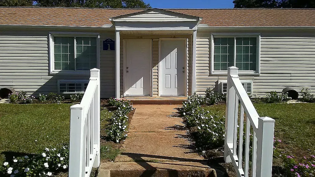 Village at Glenhaven — Photo 2