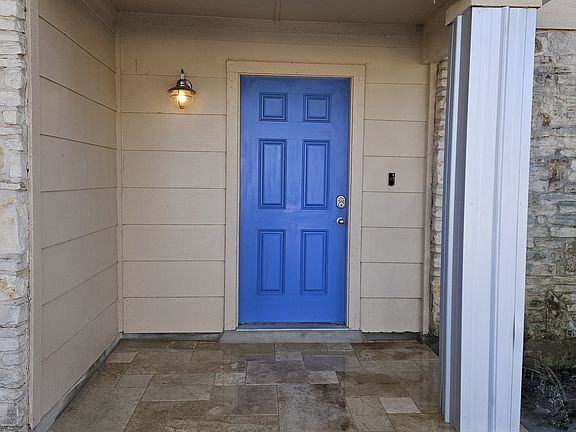 2nd image of 7329 Gaines Mill Ln