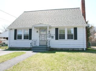 12 Fort Hill Ave, Shelton, CT