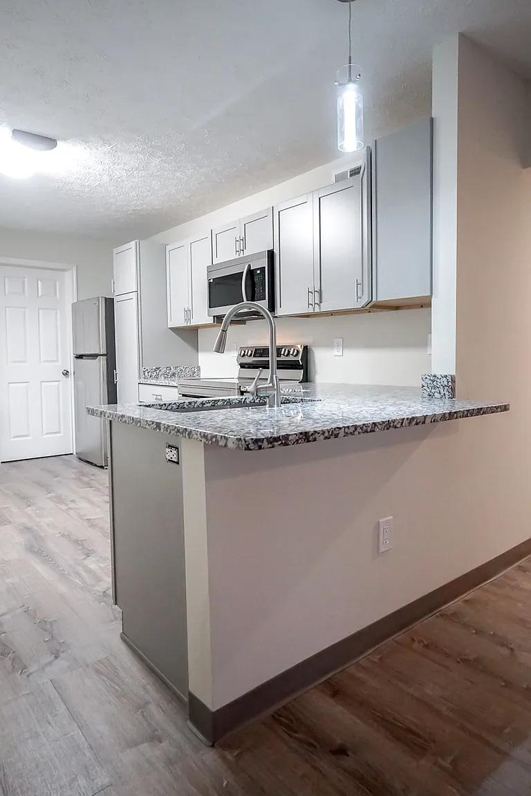 1638 W Kentucky St photo 1