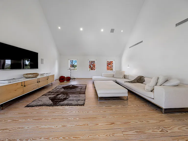 28 Beach Ln — Photo 30