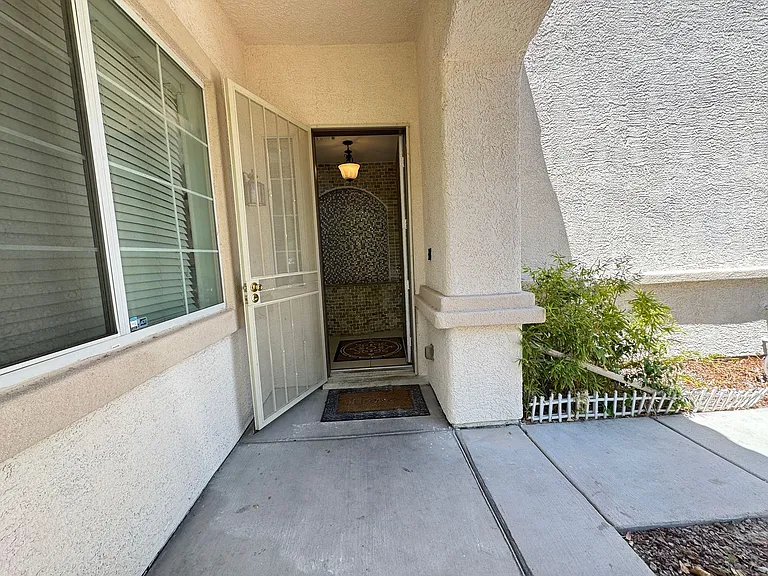 3055 Costa Miole Dr — Photo 3