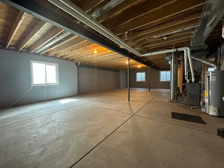 5470 Wishing Well Dr — Photo 24