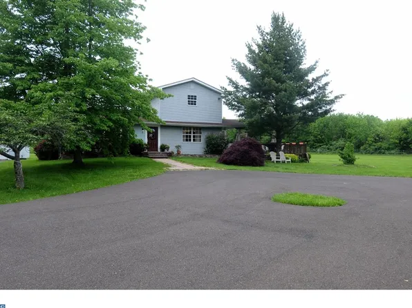 6501 Groveland Rd, Pipersville, PA 18947