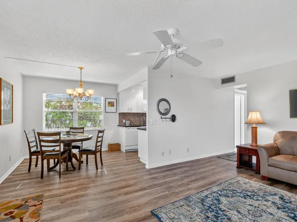 3080 Cornwall D, Boca Raton, FL 33434