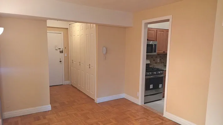 Rented by Keller Williams NYC | media 35