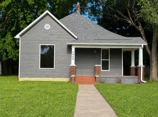 1440 N Clay Avenue, Springfield, MO 65802