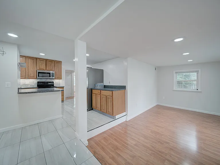 6625 Harrison Ln — Photo 14