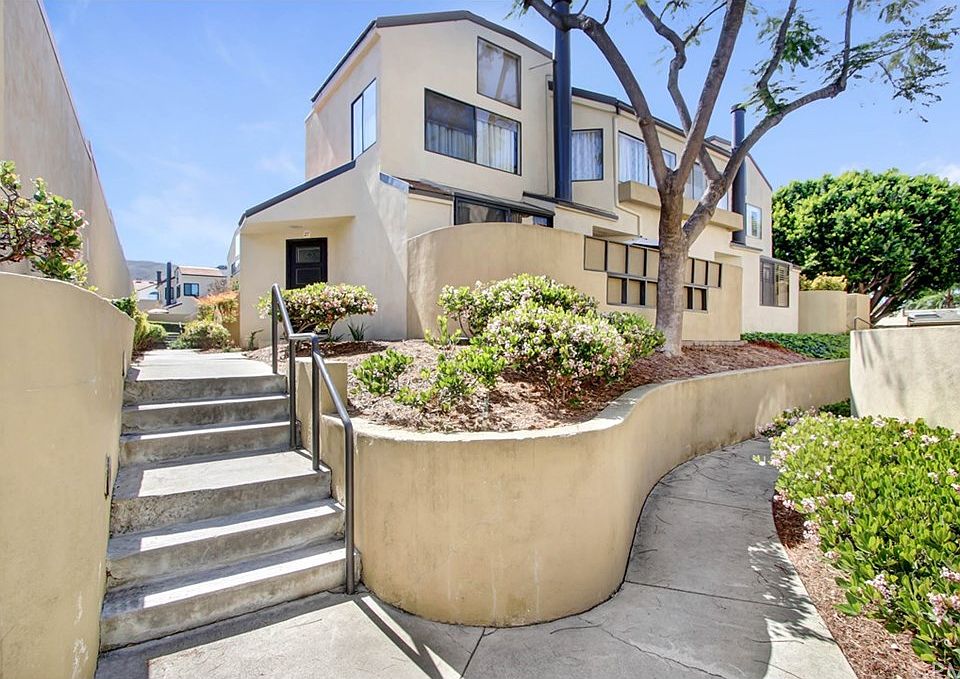 1st image of 13115 Le Parc Blvd #27