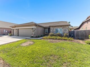 2651 W Taylor Ave, Visalia, CA