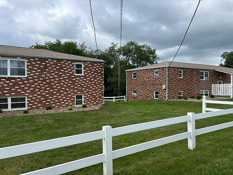 Irish Ridge Rd — Photo 1