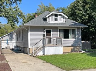 774 Buckeye St, Elgin, IL 60123