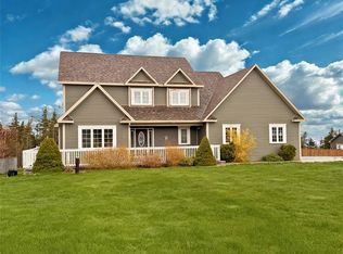 10 Shelburne Street, Paradise, NL A1L0N6