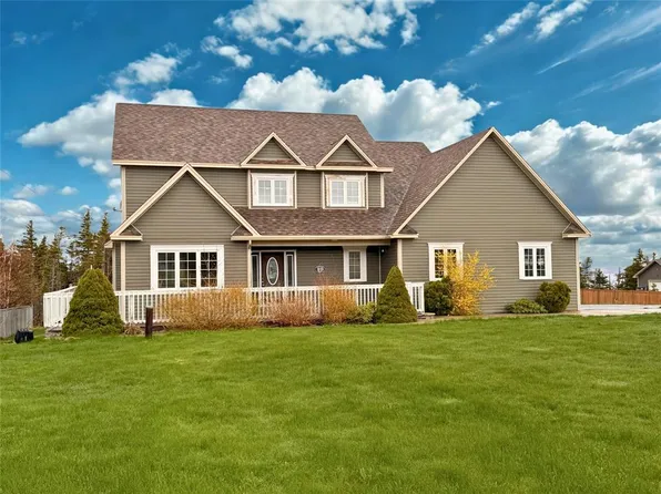 10 Shelburne Street, Paradise, NL A1L0N6