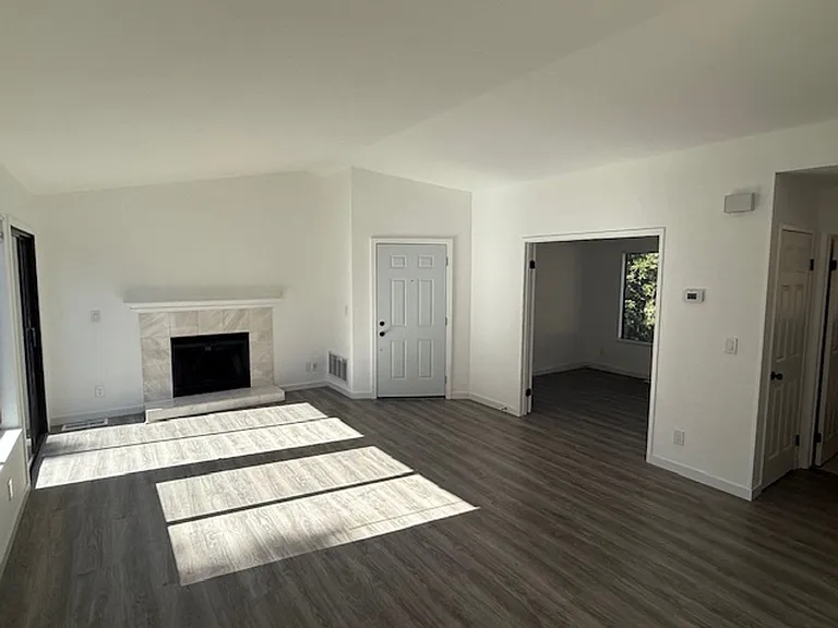 300 Mill Rd — Photo 3
