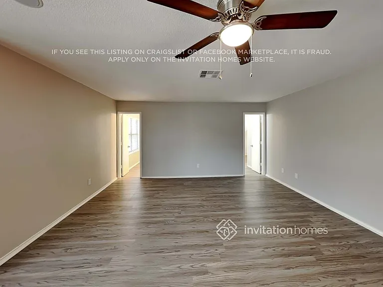 4808 Woodstock Dr — Photo 11