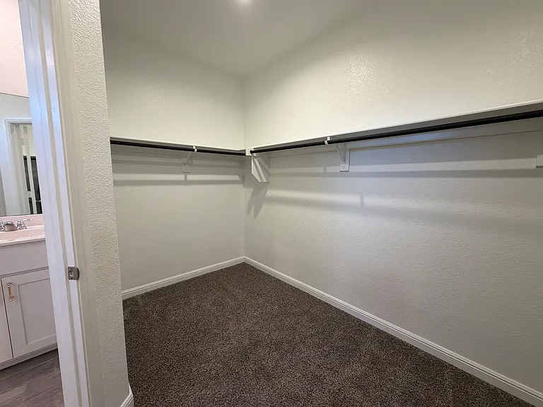 125 Hollytree Ln — Photo 19
