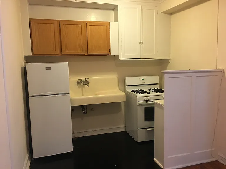 1211 W Elmdale Ave #2L — Photo 12