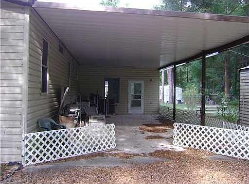 Rear Carport