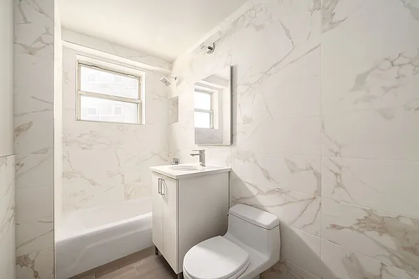 Sold by Compass | media 7