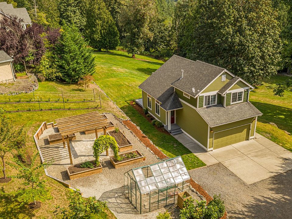 1st image of 3127 38th Ave NW
