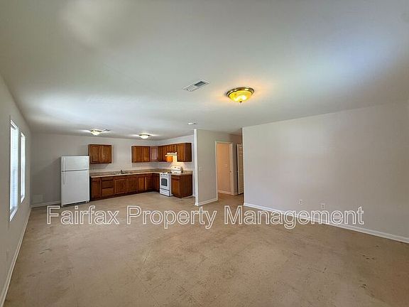 2nd image of 1116 Walnut St