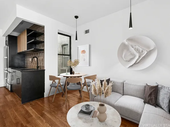 1721 Putnam Avenue image 4 of 11